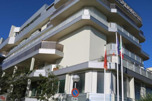HOTEL AMBASSADOR